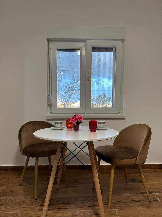 Guest House Ivan Donji Zemunik Εξωτερικό φωτογραφία